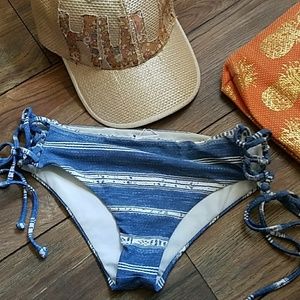 Billabong bikini bottoms